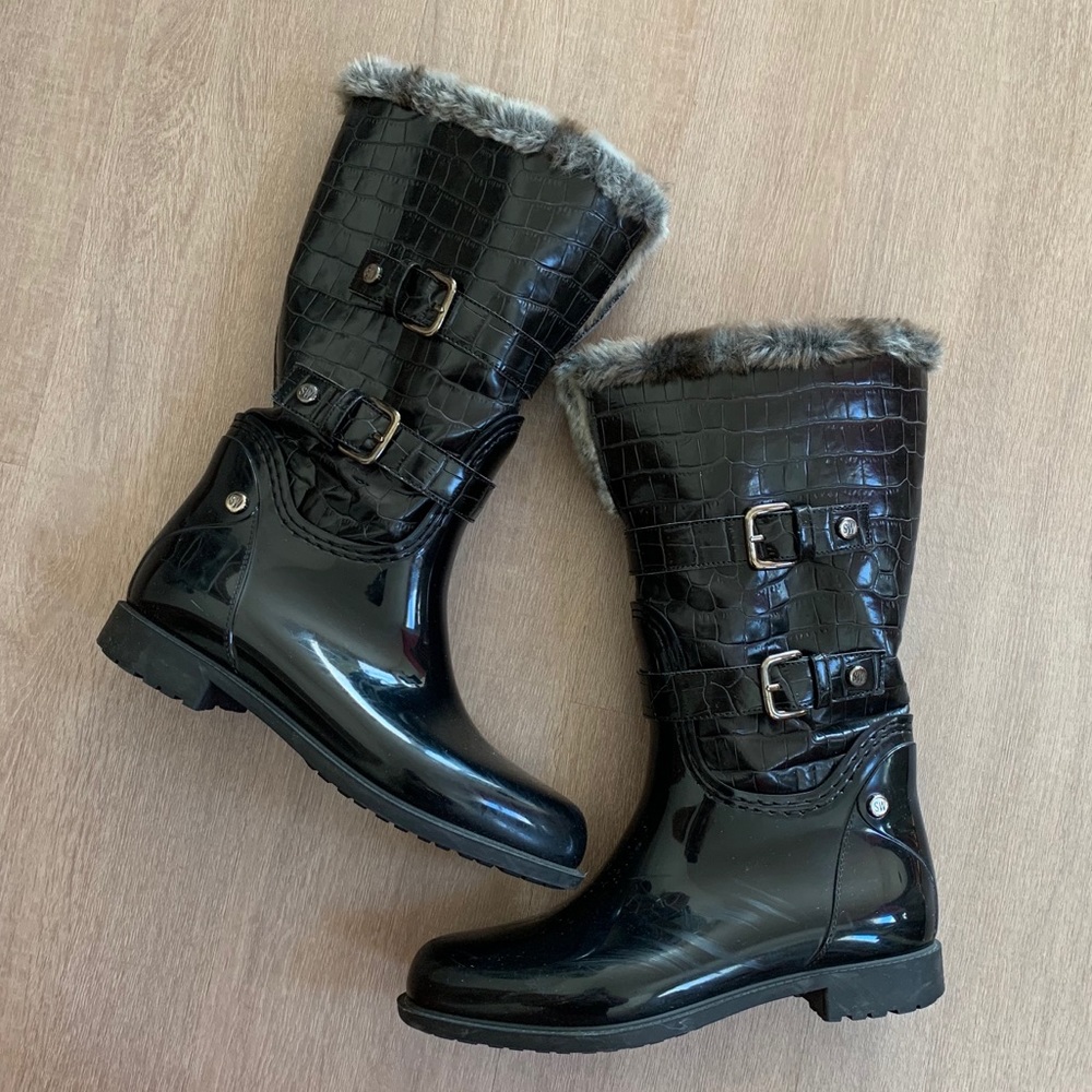 Stuart Weitzman Snowflake Winter Boots